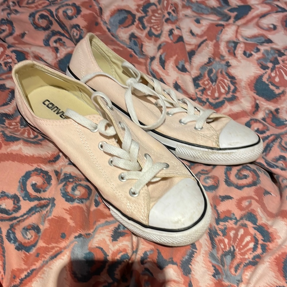 Low top converse